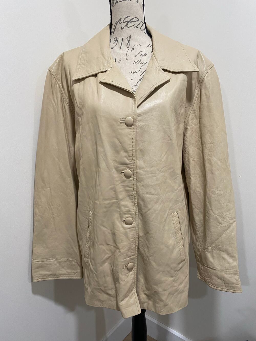 Vintage Italian Peruzzi Beige Leather Button Up Coat Size 52 (XL)